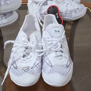 NFINITY White Lace-Up Athletic Shoes